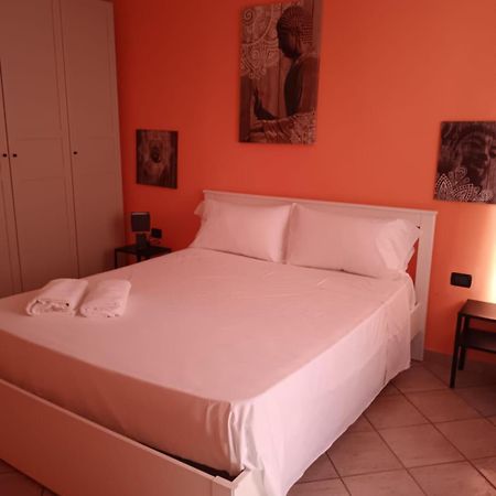 Appartamento Colonne 14 30 Parma Buitenkant foto