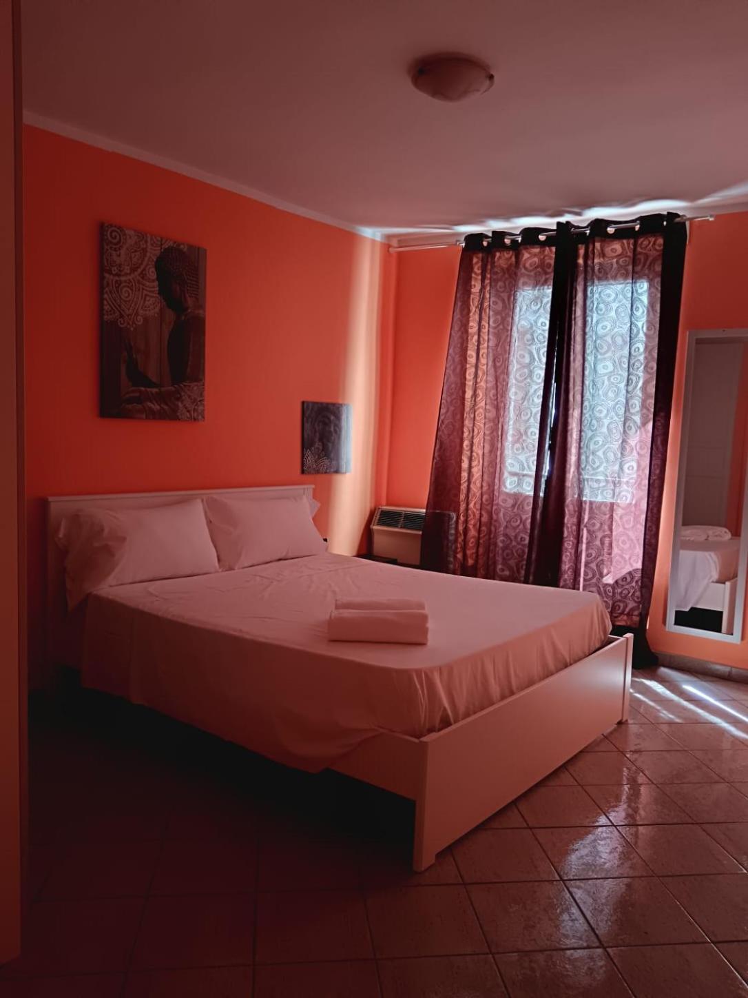 Appartamento Colonne 14 30 Parma Buitenkant foto